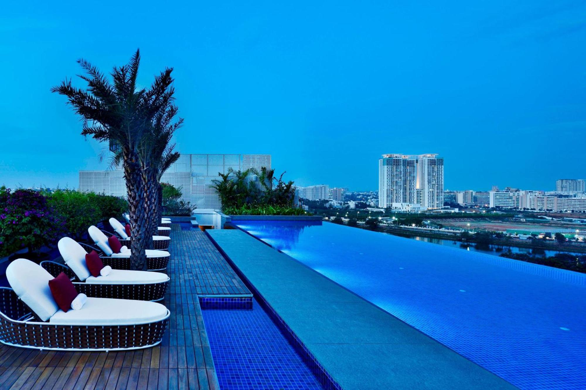 Hotel Courtyard By Marriott Bengaluru Hebbal Exteriér fotografie