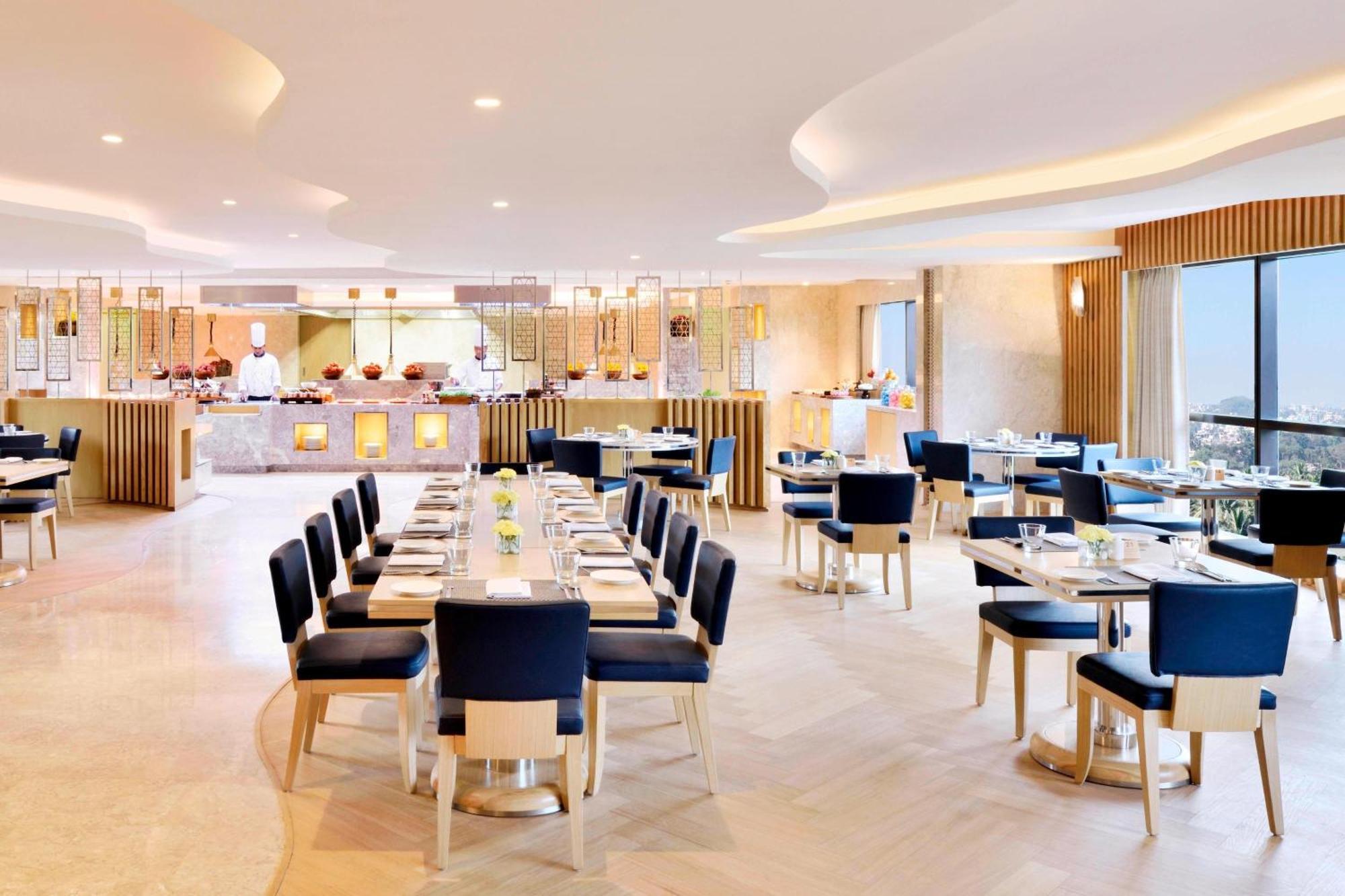 Hotel Courtyard By Marriott Bengaluru Hebbal Exteriér fotografie