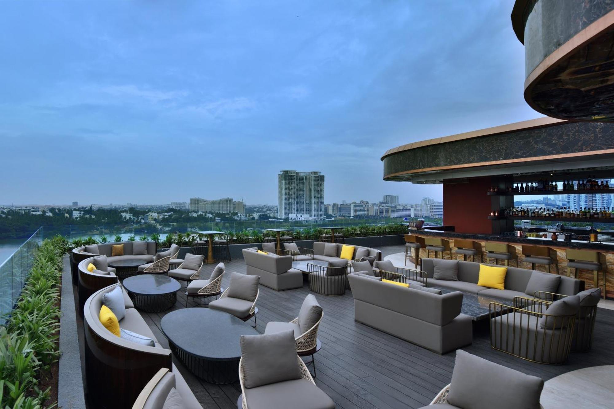 Hotel Courtyard By Marriott Bengaluru Hebbal Exteriér fotografie