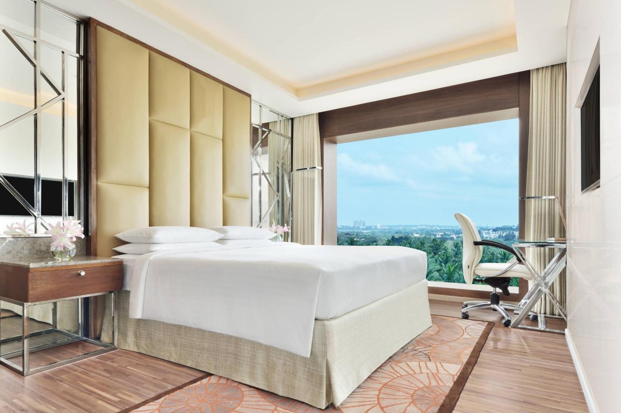 Hotel Courtyard By Marriott Bengaluru Hebbal Exteriér fotografie